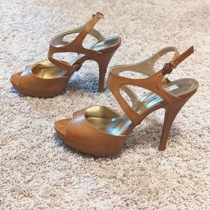 Simply Vera, Vera Wang, Brown heels